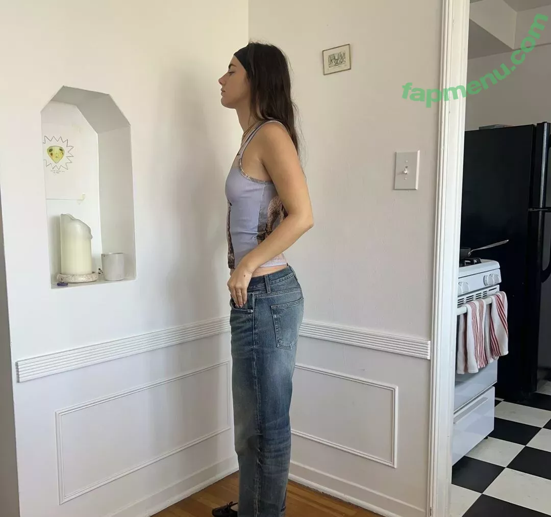 Lydia Campanelli nude photo #0204 (lvdiv)