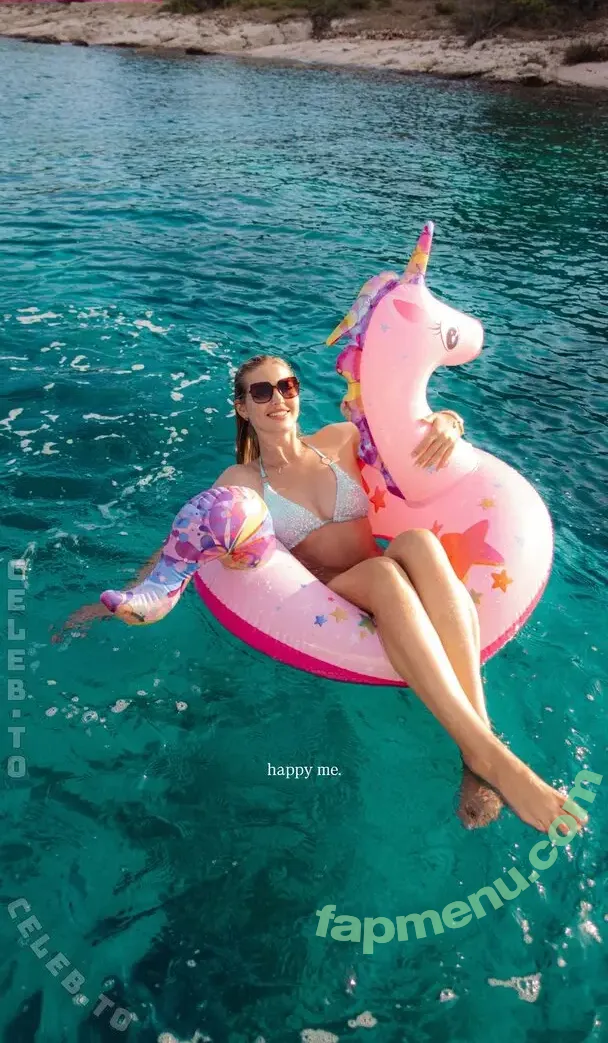 LYDIA ISABELL nude photo #0151 (lydiaaisabell / lydiaegger_)