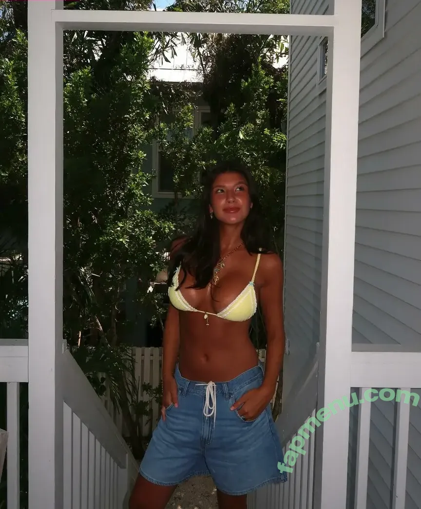 Lydia Lowry nude photo #0003 (lydialowry_)