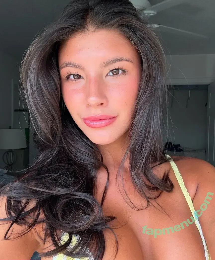 Lydia Lowry nude photo #0007 (lydialowry_)