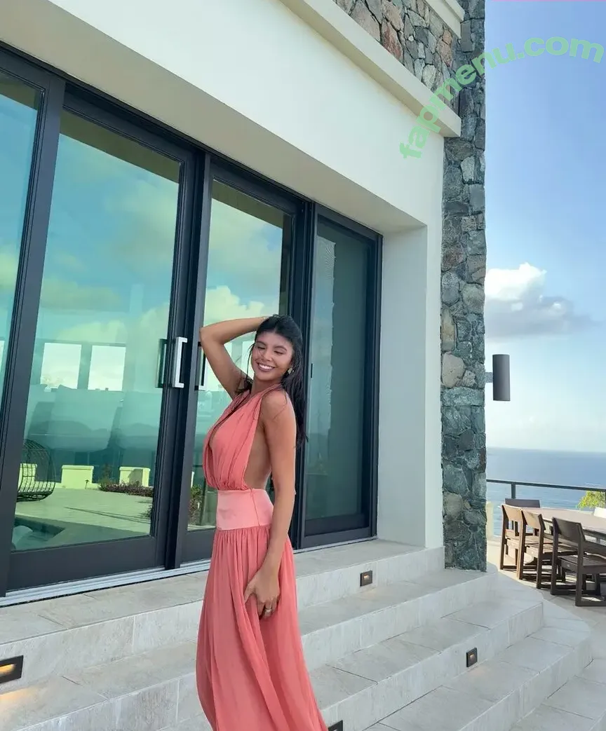 Lydia Lowry nude photo #0012 (lydialowry_)