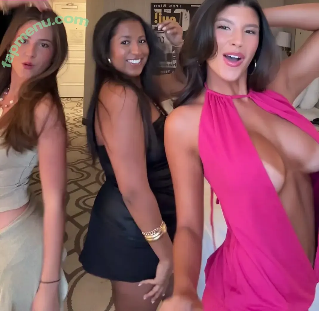 Lydia Lowry nude photo #0033 (lydialowry_)