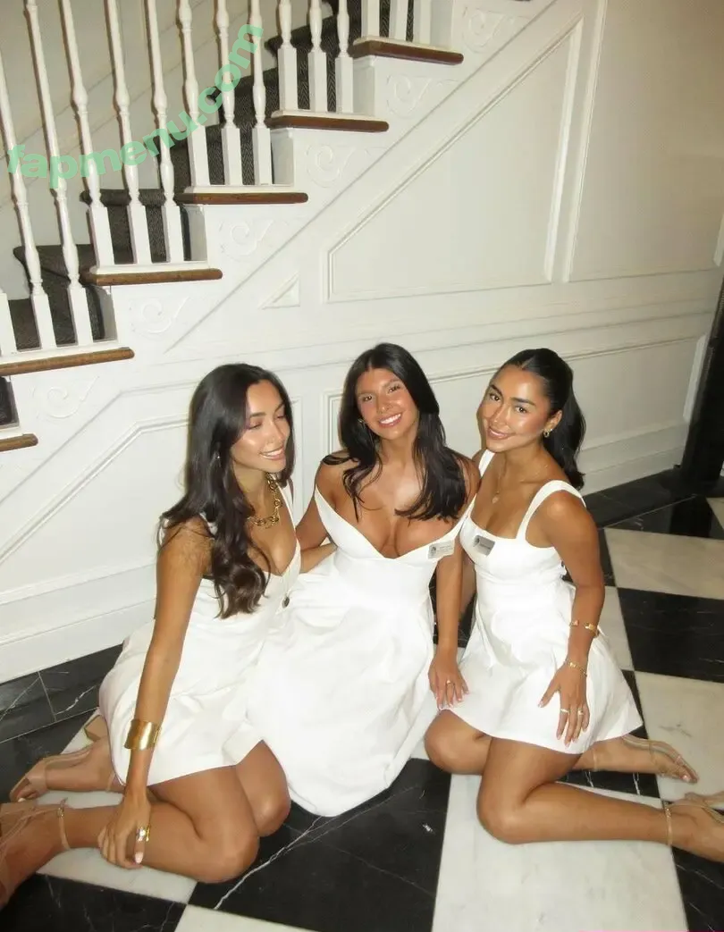 Lydia Lowry nude photo #0092 (lydialowry_)