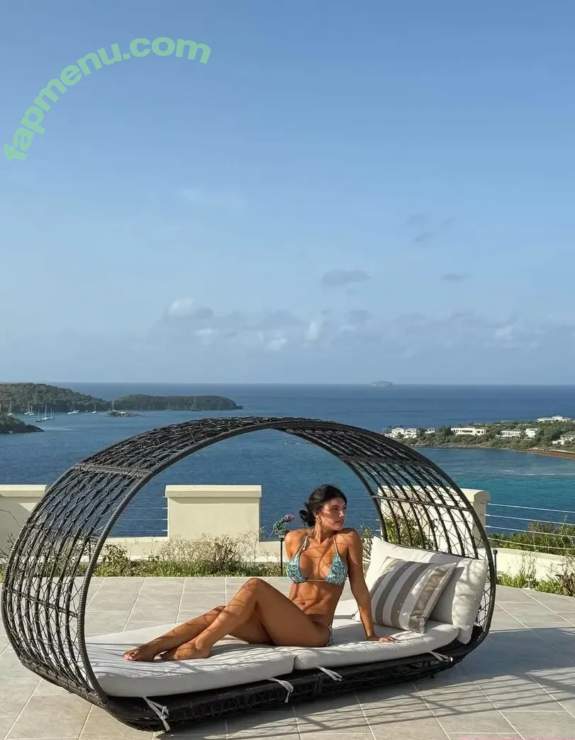 Lydia Lowry nude photo #0177 (lydialowry_)