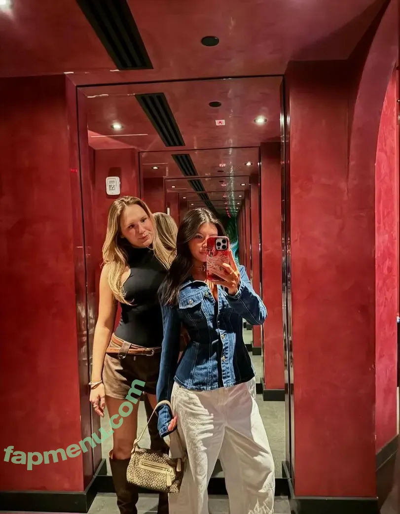 Lydia Lowry nude photo #0192 (lydialowry_)