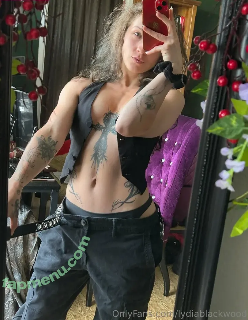lydiablackwood nude photo #0039 (lydiablackwoodx)