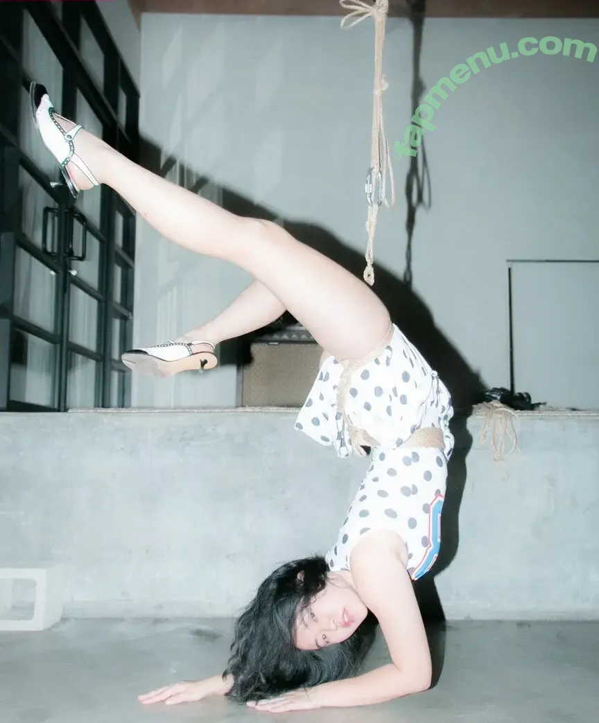 Lydiaren nude photo #0120 (Lydiaren)