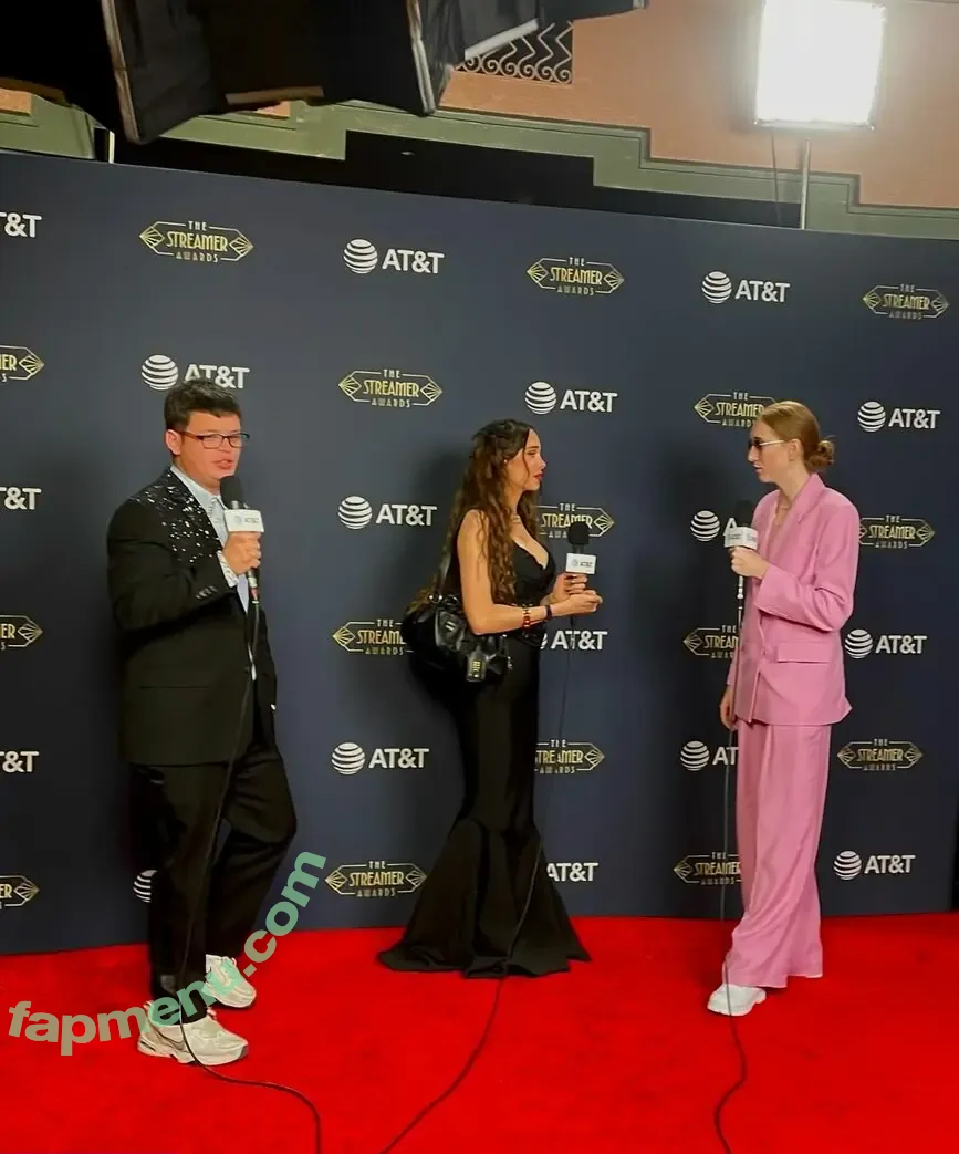 lydiaviolet nude photo #0046 (gothbaabby / lydiavioletttv)