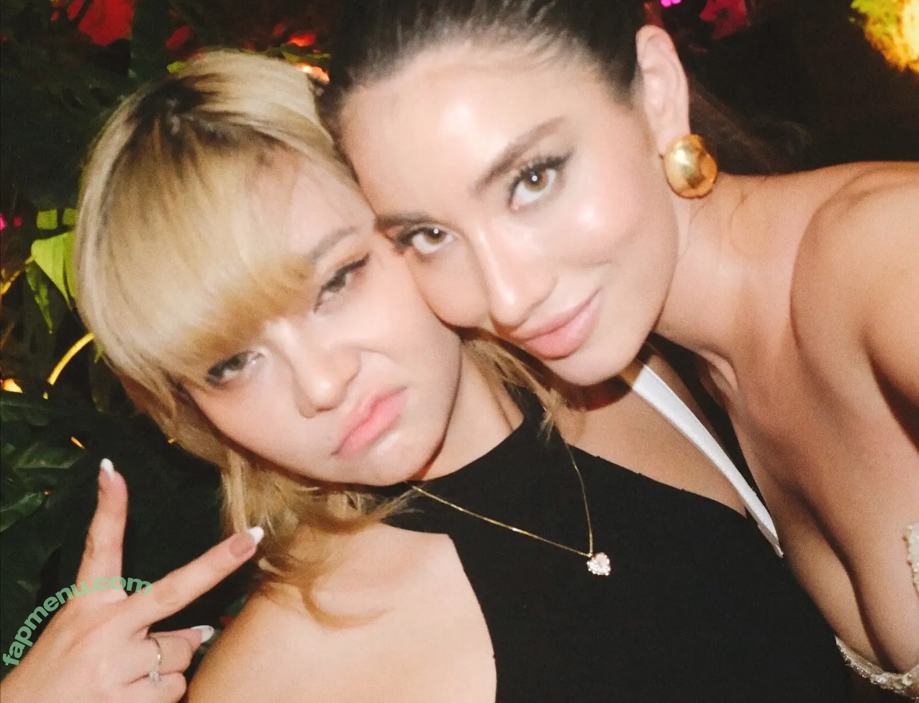 Lydie Vu nude photo #0037 (lydievu)