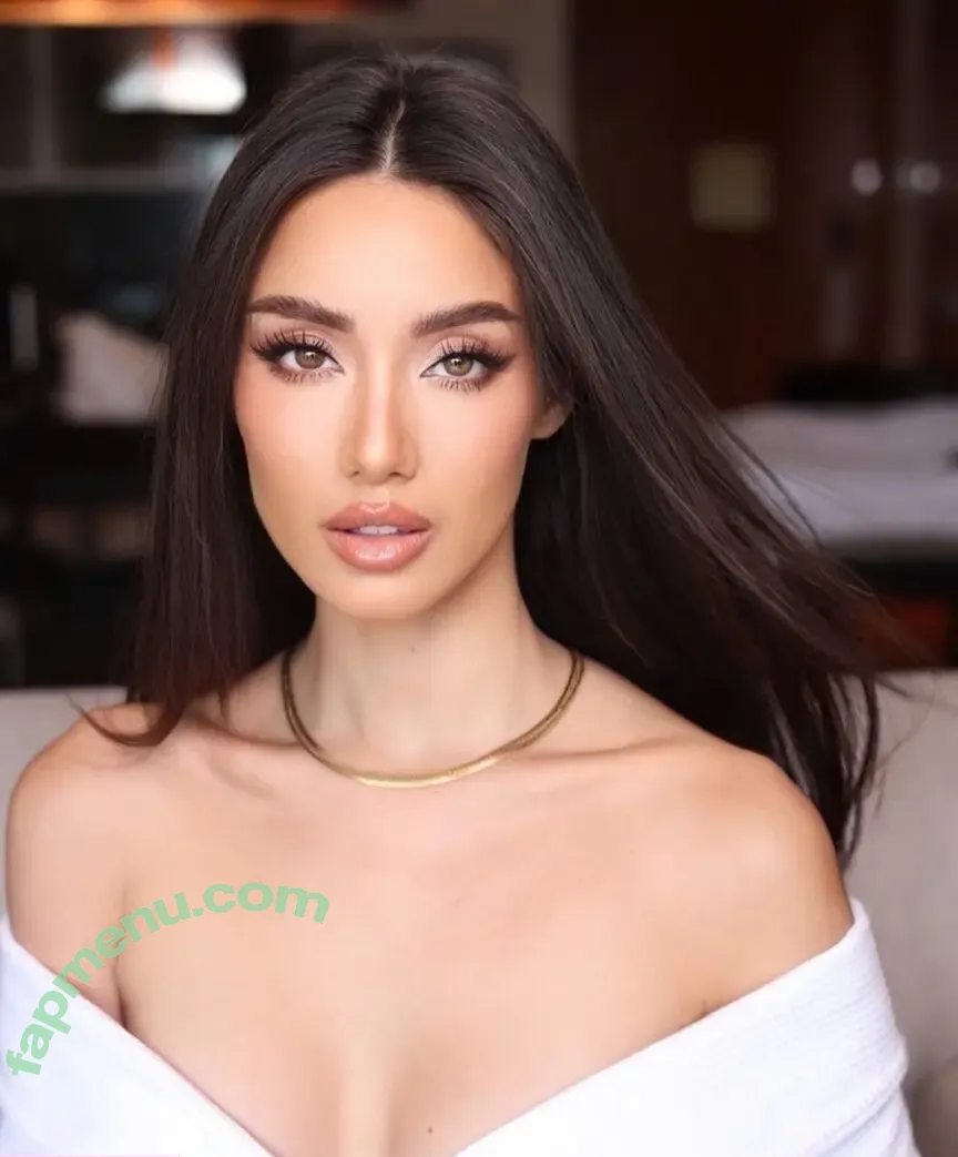 Lydie Vu nude photo #0050 (lydievu)