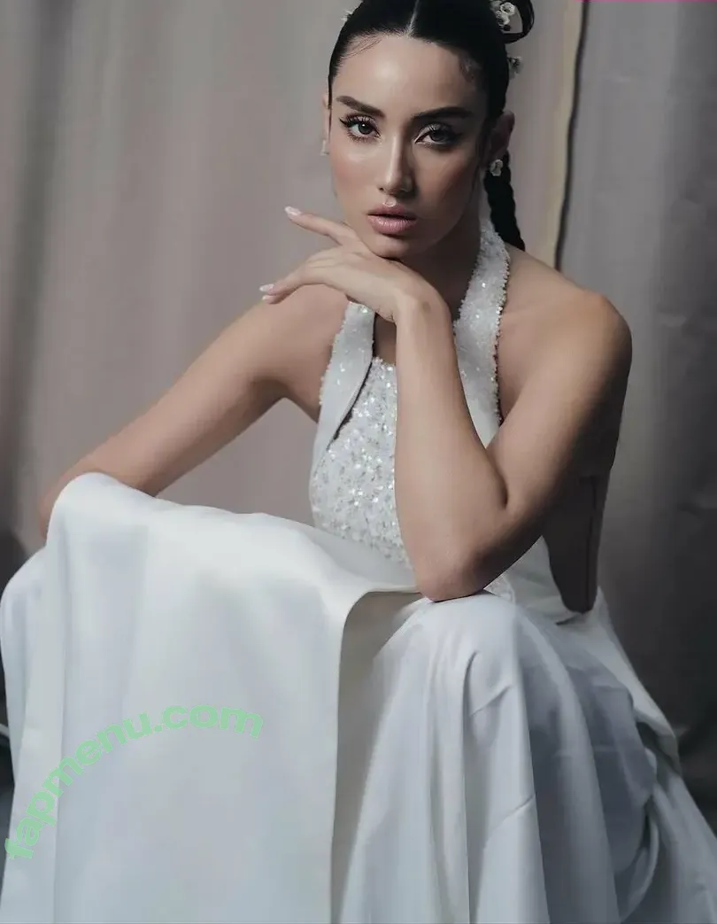 Lydie Vu nude photo #0083 (lydievu)