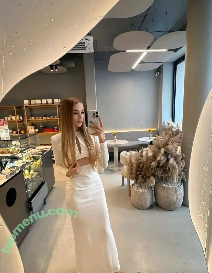 lylu_rose nude photo #0082 (lylahrosewolff)