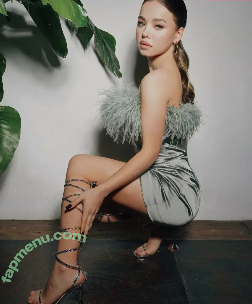 lyna_com nude photo #0168 (lyna_com2000 / lynatel)