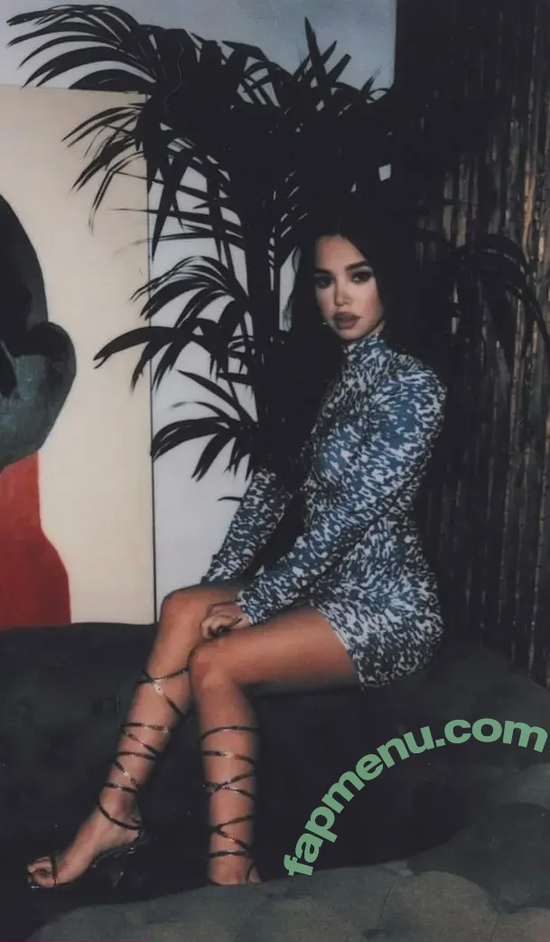 lyna_com nude photo #0184 (lyna_com2000 / lynatel)