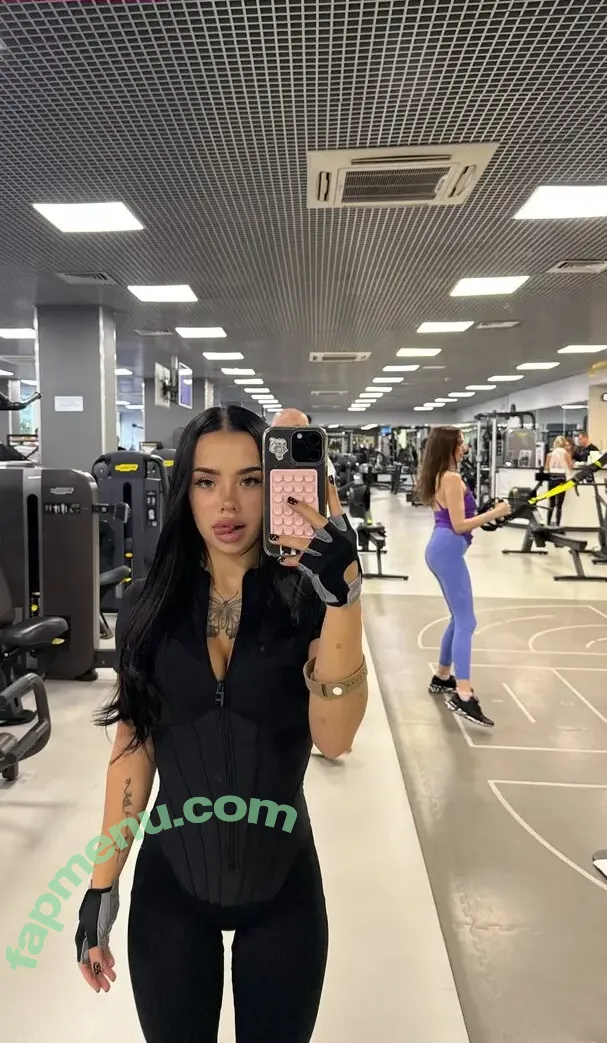 lyna_com nude photo #0190 (lyna_com2000 / lynatel)