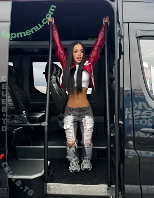 lyna_com2000 / lyna_com / lynacom200 nude photo #0037