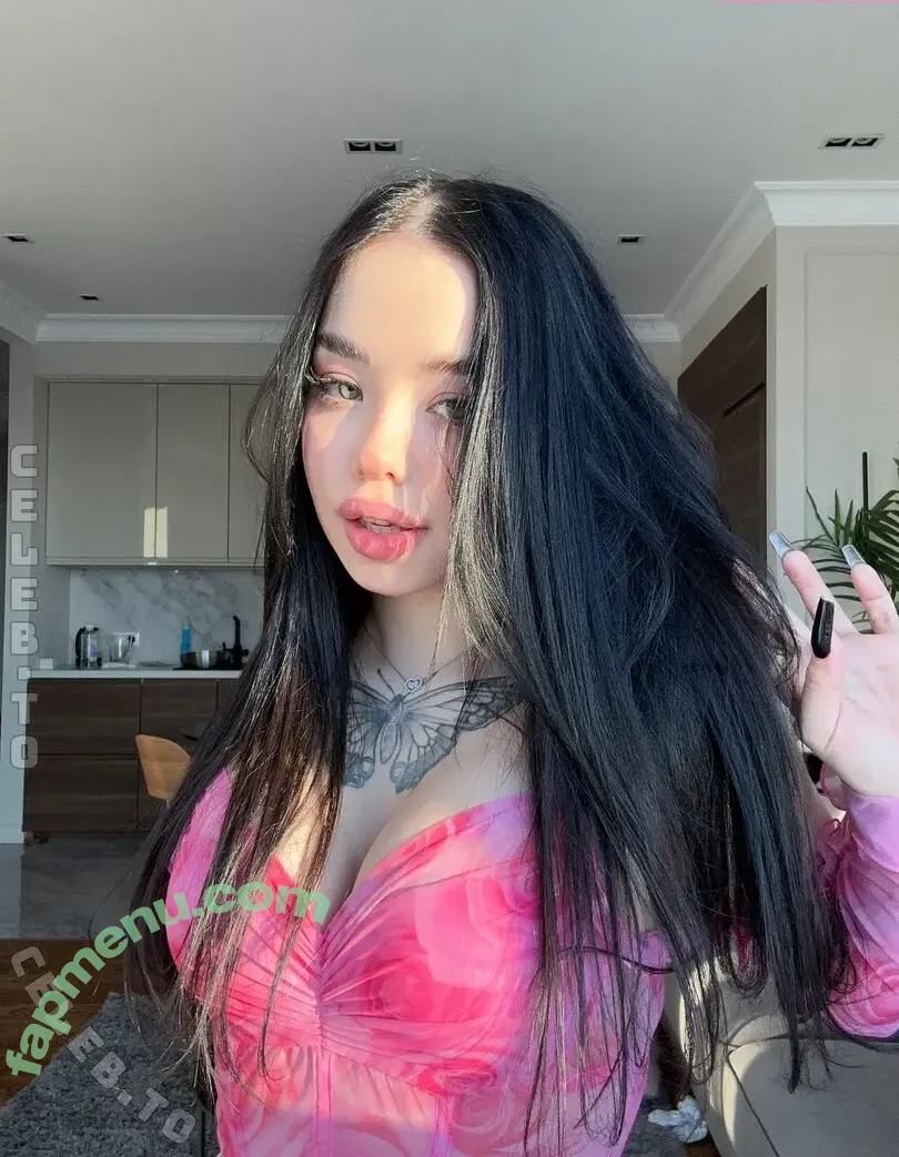 lyna_com2000 nude photo #0025 (lyna_com2000)