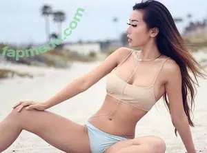 Lynn Chu / chuuves_ nude photo #0009