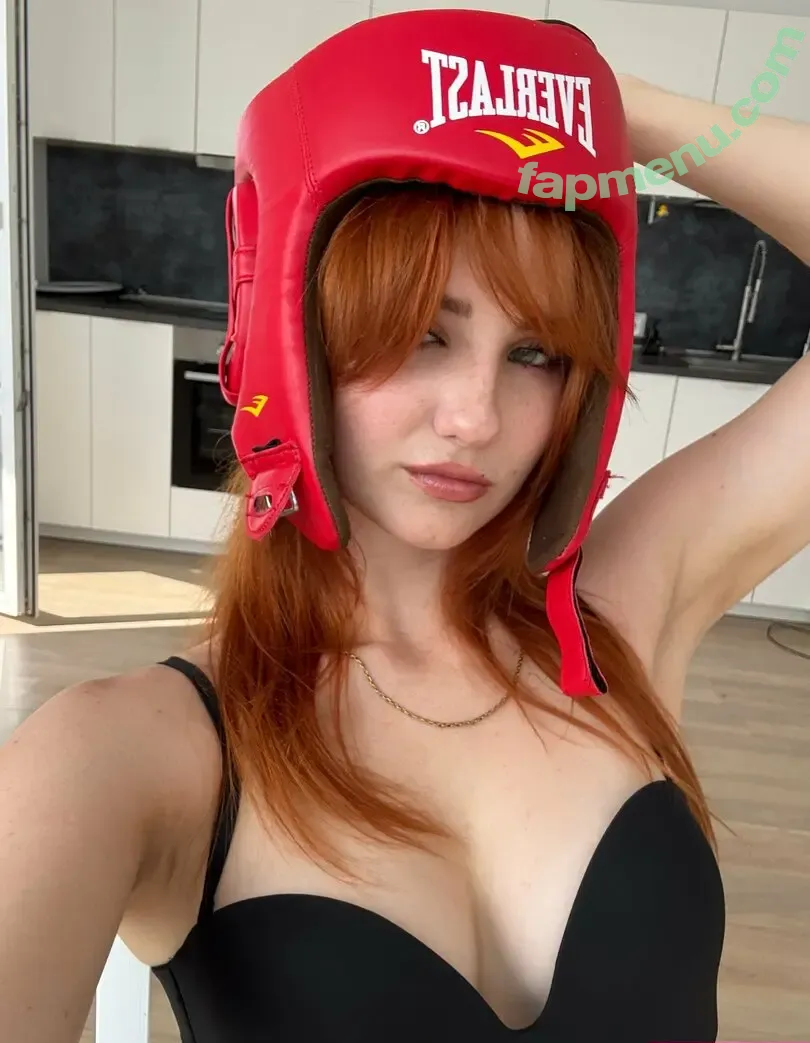 lynnalltop nude photo #0092 (lynntophoto)