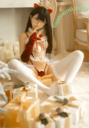 LynnLi7698 / 学徒林恩 / 幼水铃衣 / 幼水铃衣m nude photo #0052