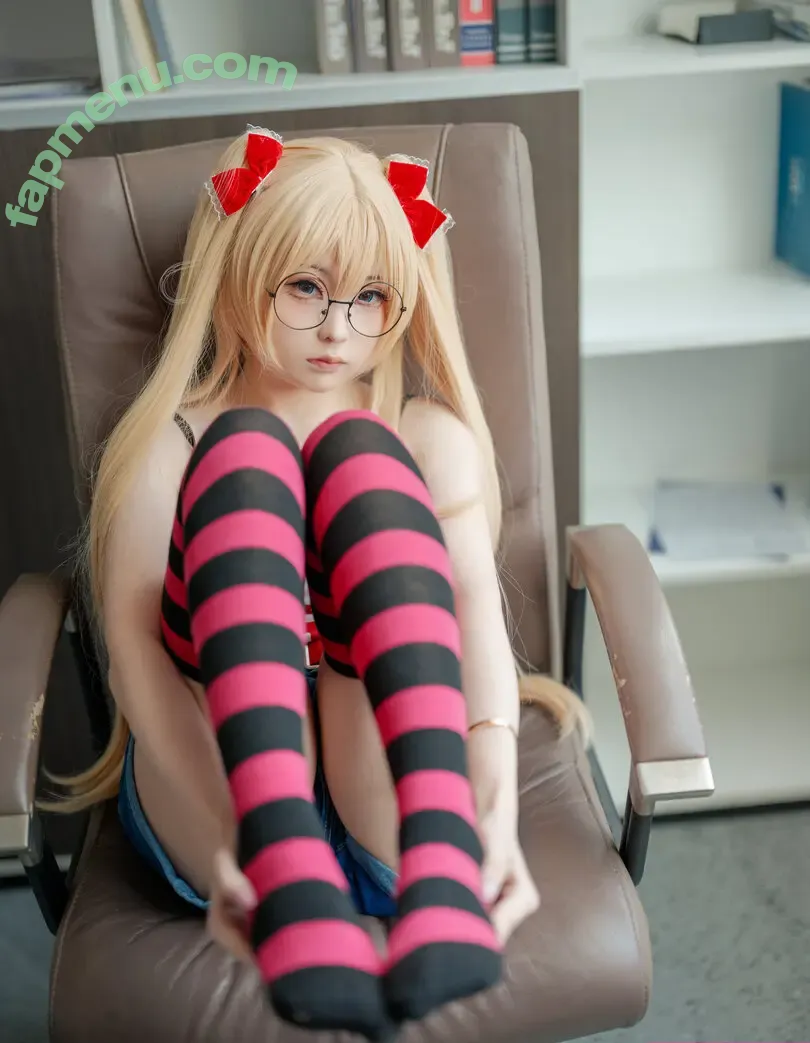 LynnLi7698 nude photo #0183 (学徒林恩 / 幼水铃衣 / 幼水铃衣m)