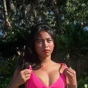 lynnn_znyy / ur_gf_lyn nude photo #0009