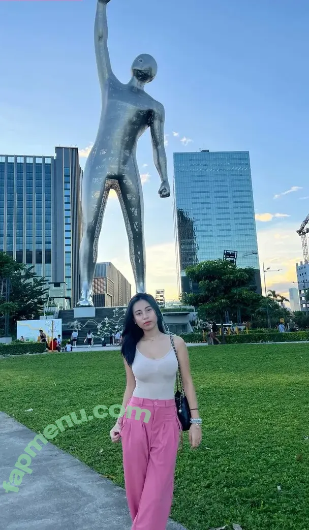 lynnn_znyy nude photo #0023 (ur_gf_lyn)