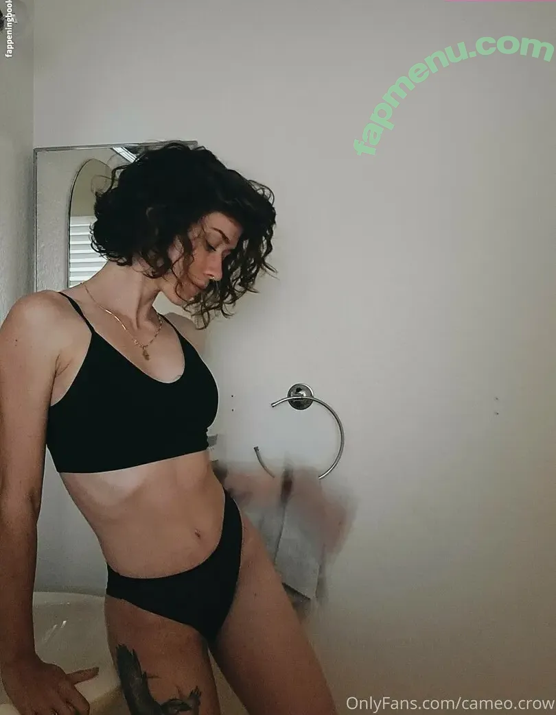 Lyra Crow nude photo #0123 (lyracr0w0)
