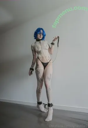 Lyra Crow / lyracr0w0 nude photo #0015