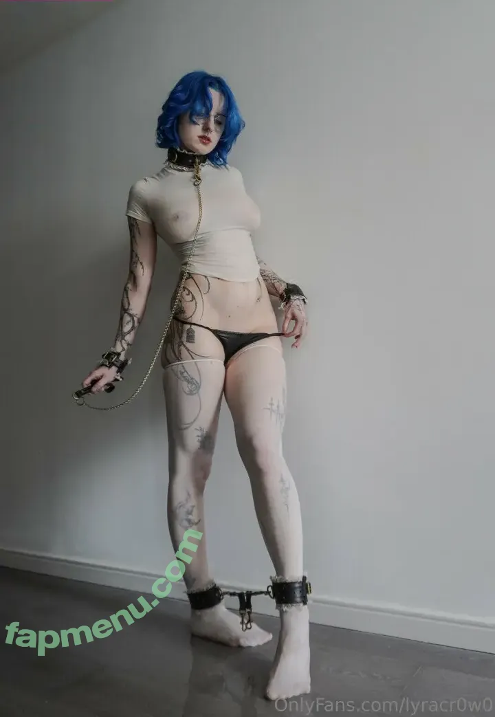 Lyra Crow nude photo #0023 (lyracr0w0)