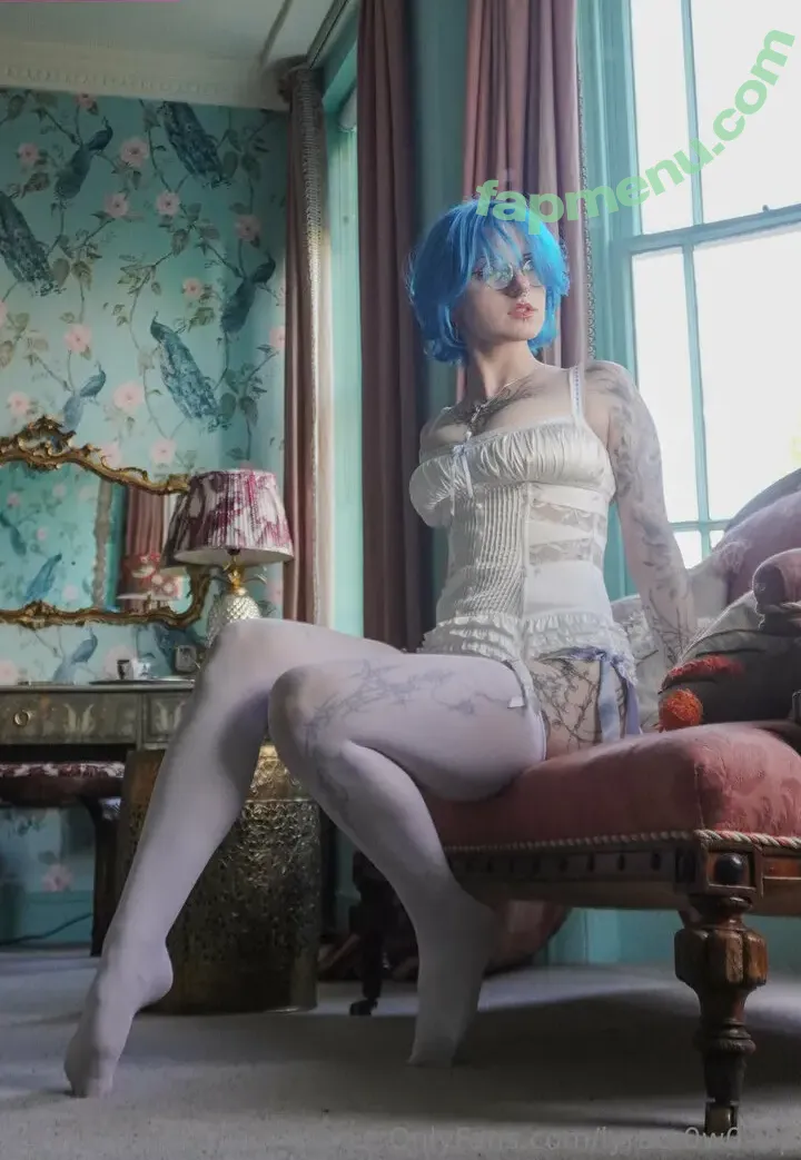 Lyra Crow nude photo #0371 (lyracr0w0)