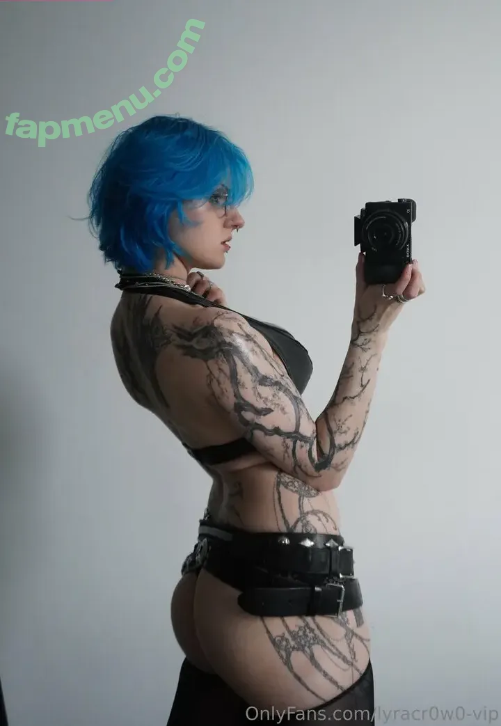 Lyra Crow nude photo #0379 (lyracr0w0)