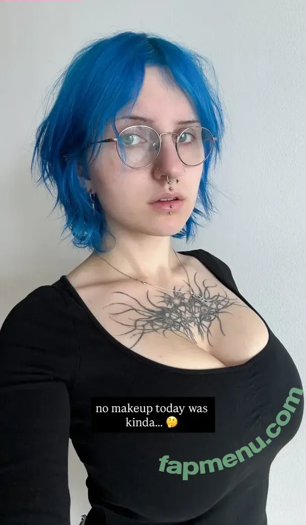 Lyra Crow nude photo #0457 (lyracr0w0)