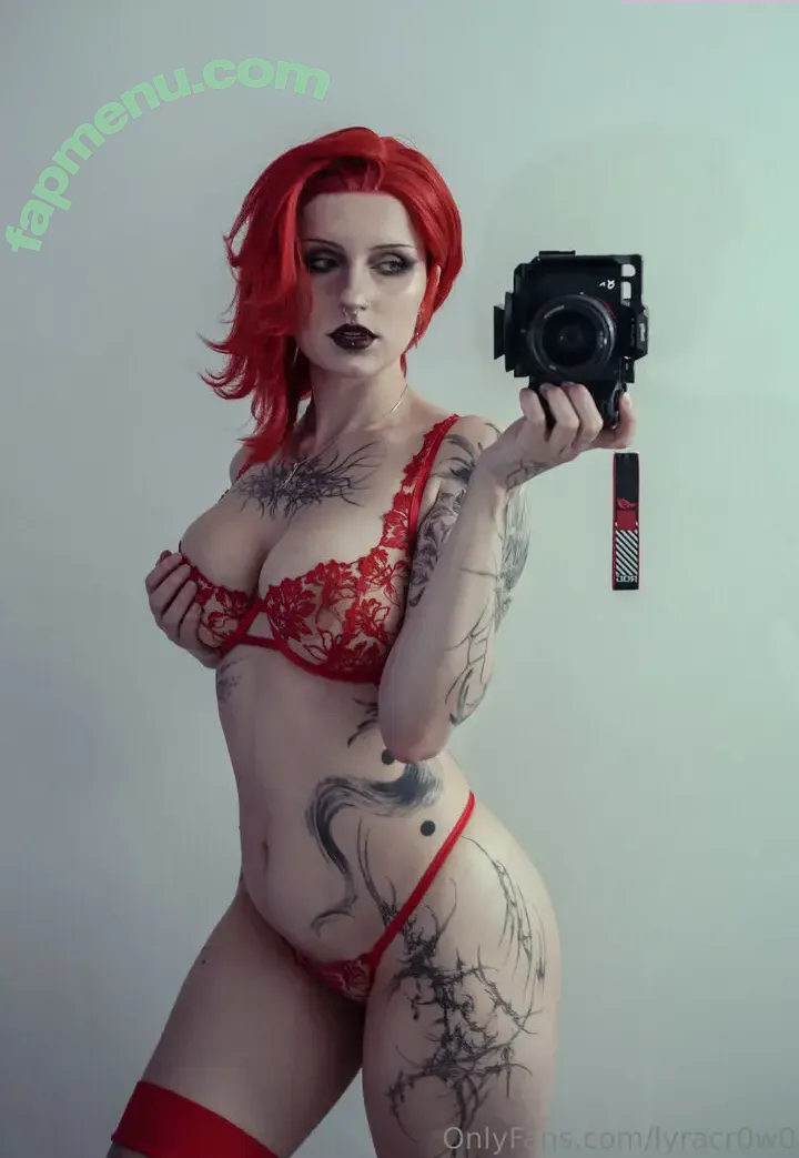 Lyra Crow nude photo #0070 (lyracr0w0)