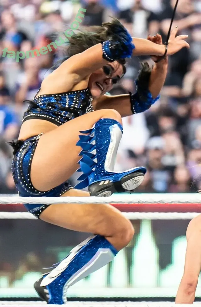 Lyra Valkyria nude photo #0358 (WWE / real_valkyria)