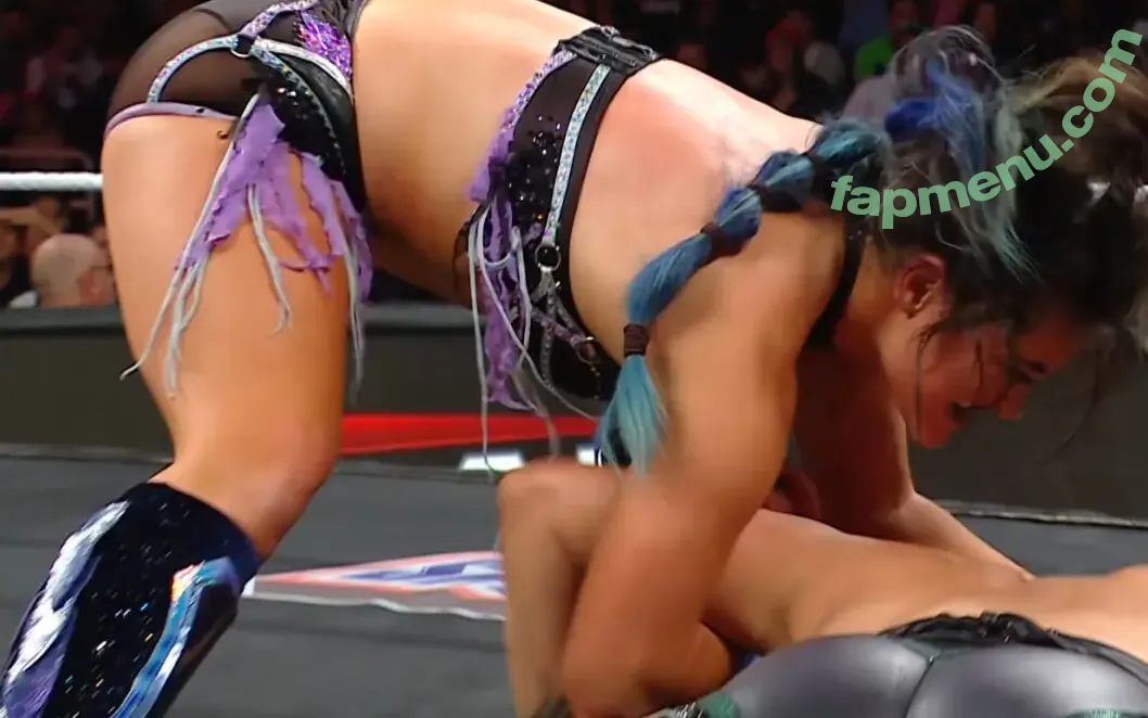 Lyra Valkyria nude photo #0440 (WWE / real_valkyria)