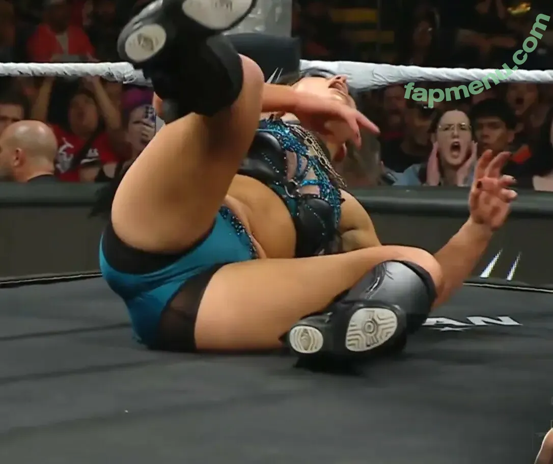 Lyra Valkyria nude photo #0466 (WWE / real_valkyria)