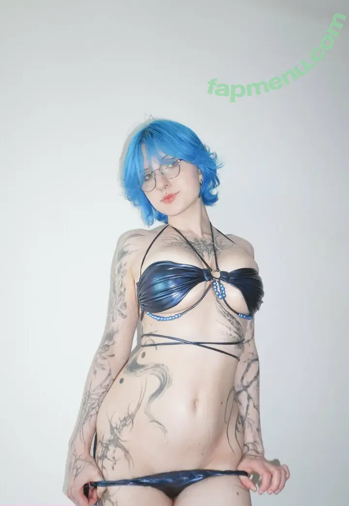 lyracr0w0-vip nude photo #0041 (lyracr0w0)