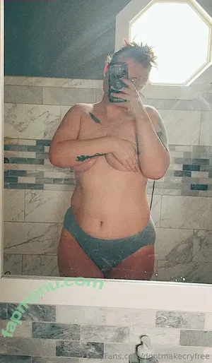  nude photo #0009