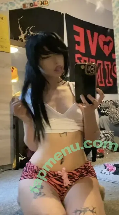 Lyraleafs nude photo #0011 (Lyraleafy / lyrafaelovesyou)