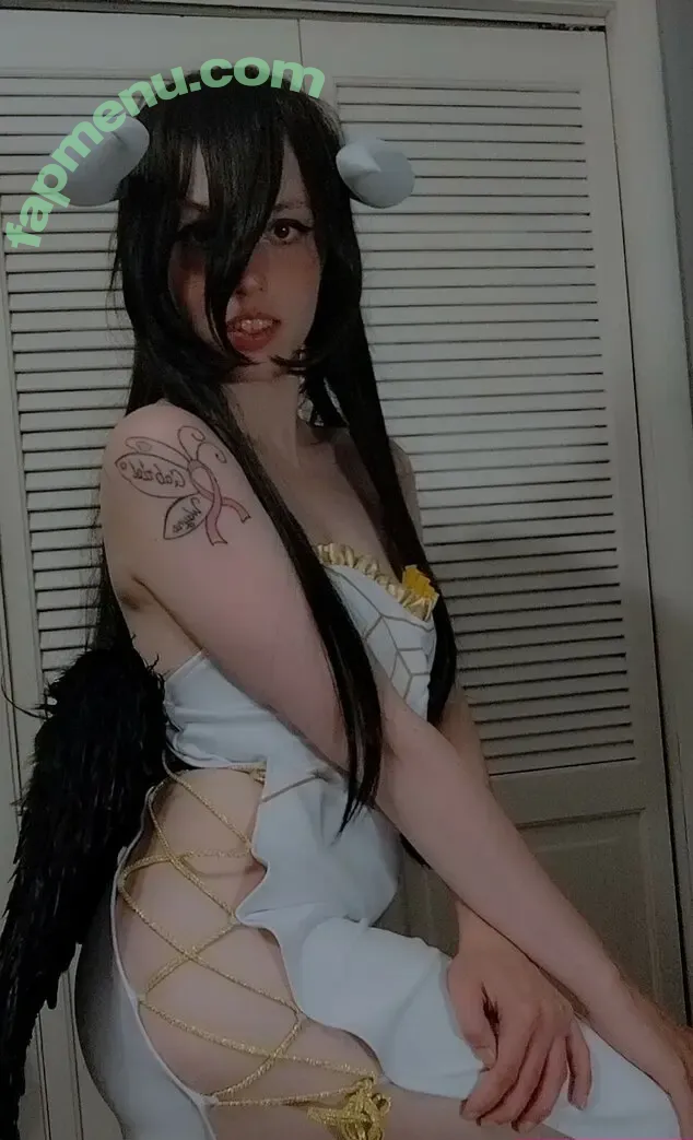 LyraLinx nude photo #0001 (lyralinxcos)