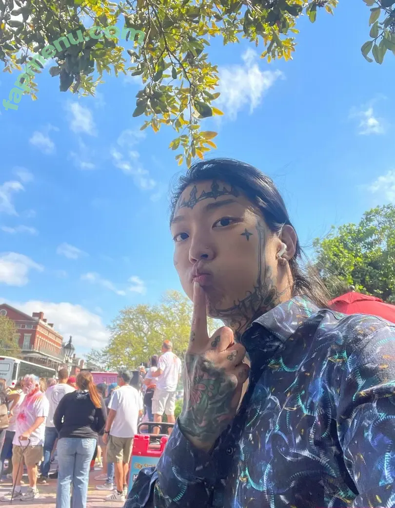 lyricaleggroll1 nude photo #0004 (lyricaleggroll)