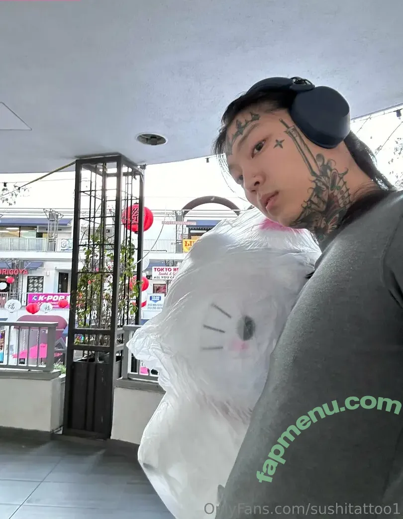 lyricaleggroll1 nude photo #0021 (lyricaleggroll)