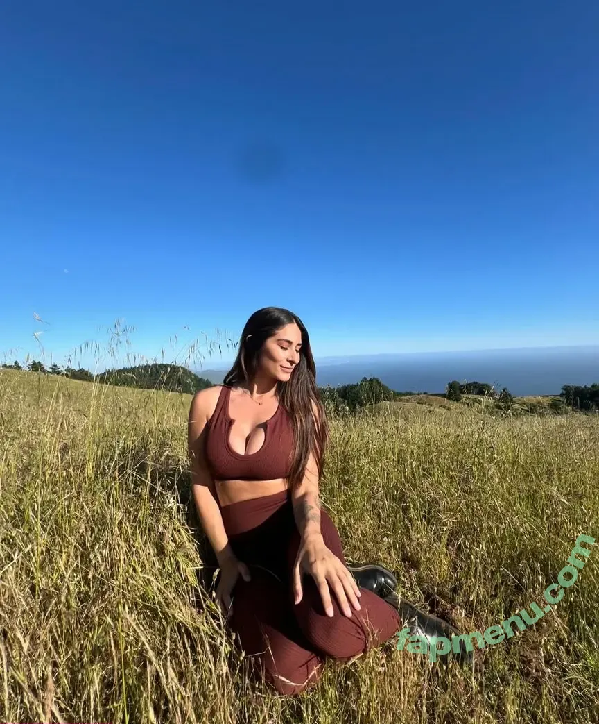 Lyss_in nude photo #0012 (fansly insta / itsslyss / lyss.in.3d)
