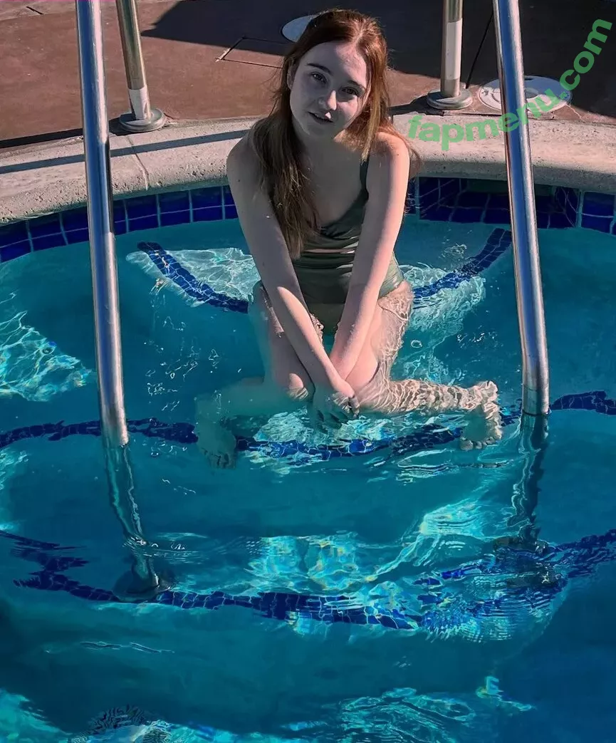 Lyssaurora nude photo #0074 (Lyssaurora)