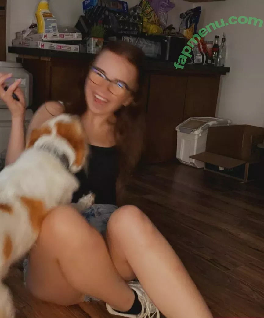 Lyssaurora nude photo #0129 (Lyssaurora)