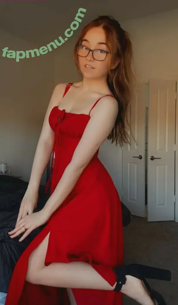 Lyssaurora nude photo #0850 (Lyssaurora)