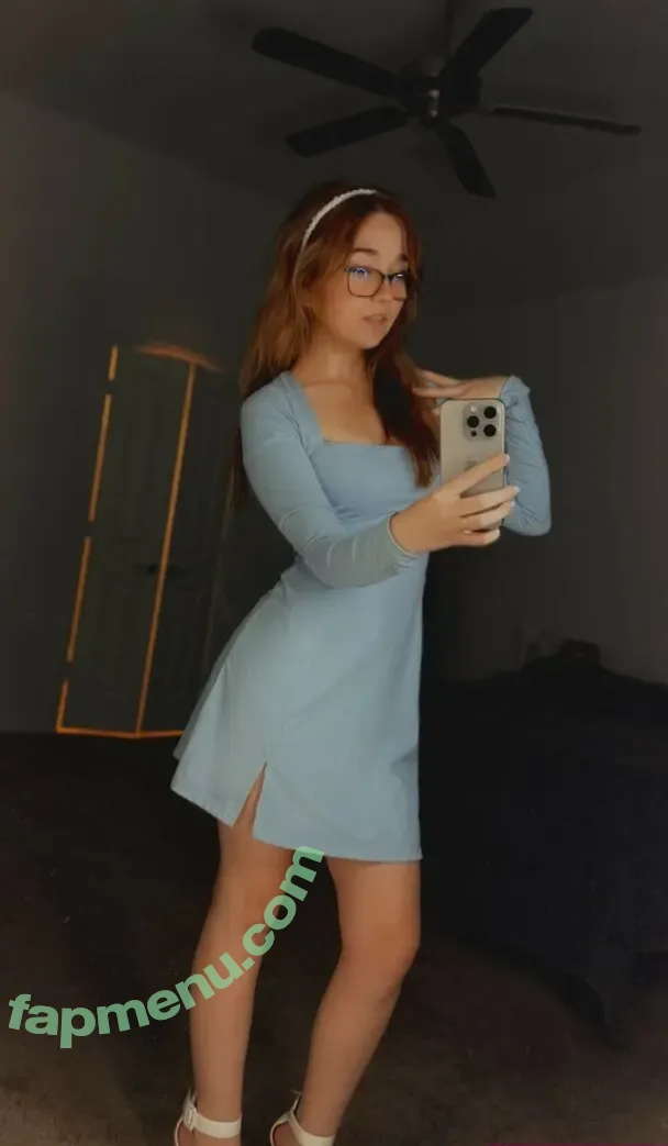 Lyssaurora nude photo #0900 (Lyssaurora)