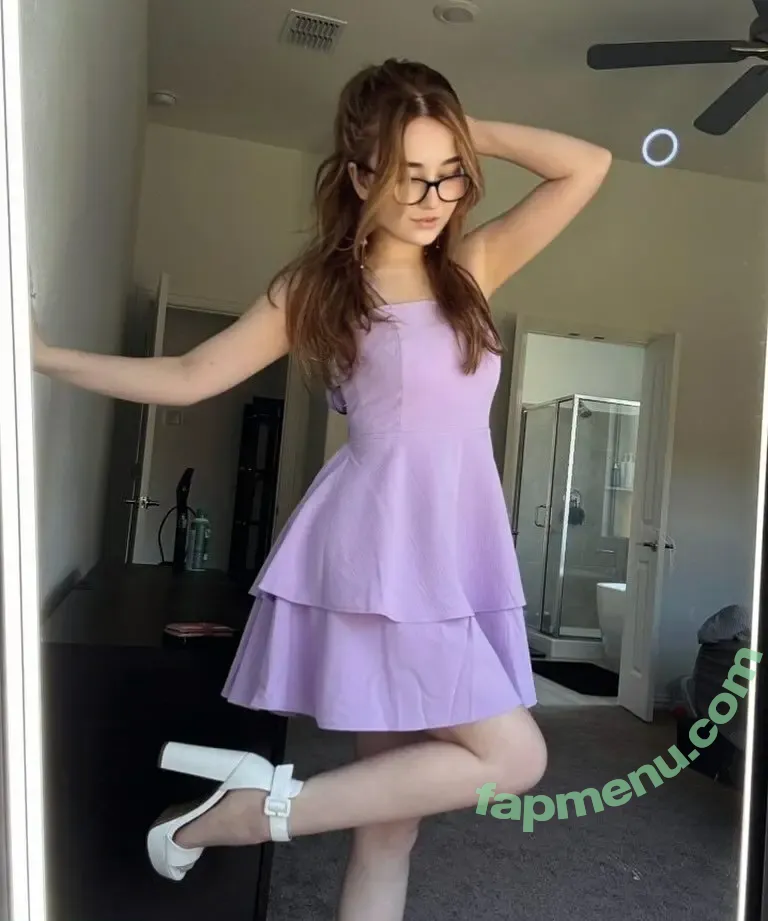 Lyssaurora nude photo #1241 (Lyssaurora)