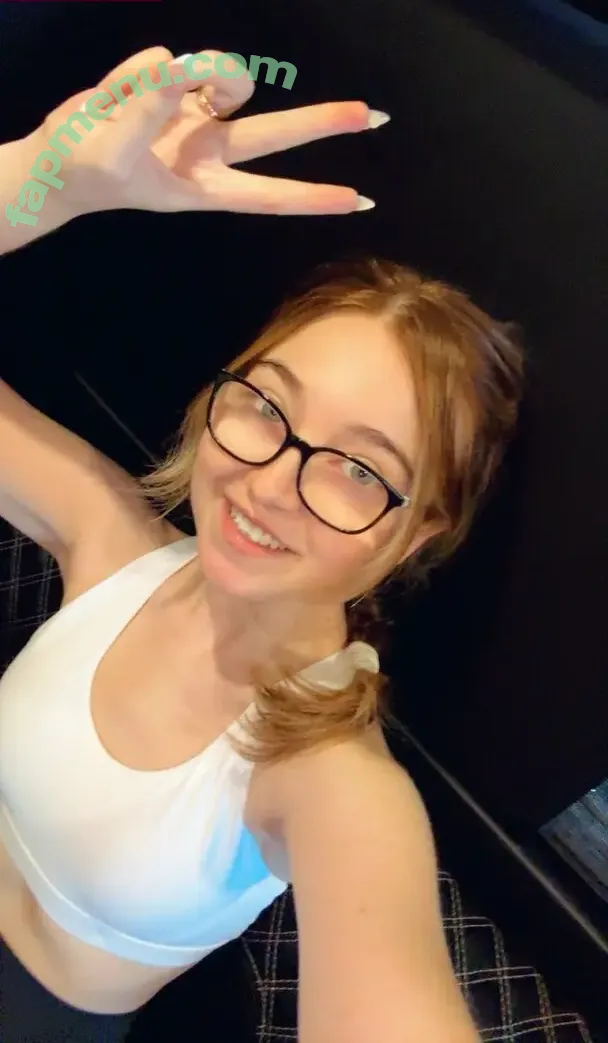 Lyssaurora nude photo #1307 (Lyssaurora)